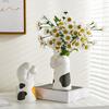 Cute Cat Paw Vase, Cartoon Paw Shaped Resin Flower Arrangement Vase, Desktop Decorative Plant Holder for Living Room, Bedroom, Bookshelf