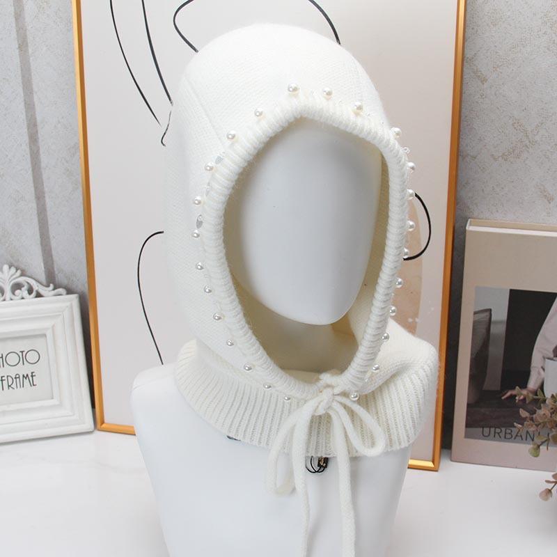 Winter new women's hooded scarf integrated hat pearl hemming thickened knitted hat cold neck protection women's hat