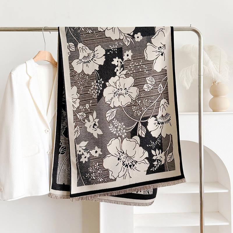 

Элегантный темперамент Ипомея Мода Универсальный шарф Теплый мягкий Ретро Женский шарф из имитации кашемира 185cm чёрный