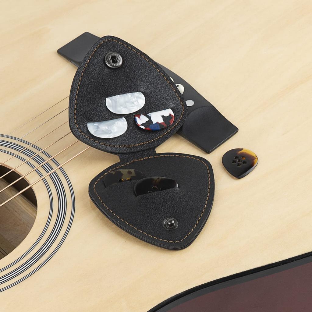 Musiin Guitar Leather Guitar Pick Holder, Guitar Pick Case Bag, Pick Cover, Gift for Guitar Players (Black)
