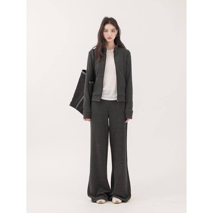 Zweiteiliges Set für Damen: Sweatshirtjacke mit Stehkragen & Lässige Lange Hose für den Herbst
