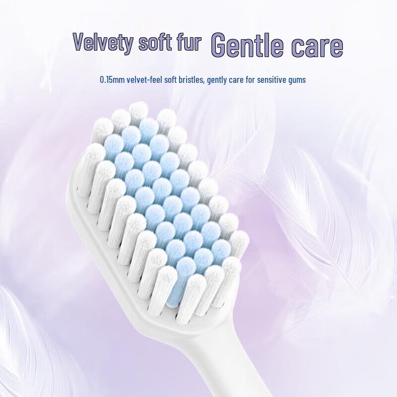 Leng Suan Ling Cloud Feel Ultra-Soft Gum Care Toothbrush