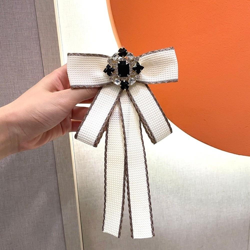 Rhinestone Crystal Bow Brooches Cloth Art Necktie Trend Shirt Collar Pins Jewelry Accessories
