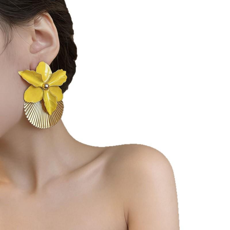 Holiday Style Yellow Drop Glaze Flower Earrings French Sweet Temperament Earrings Exaggerated Beach Photo Atmosphere Earrings