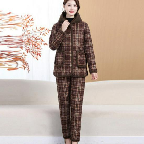 Women's Quilted Winter Pajama Set - Grandma's Warm Cotton Jacket & Velvet Pants