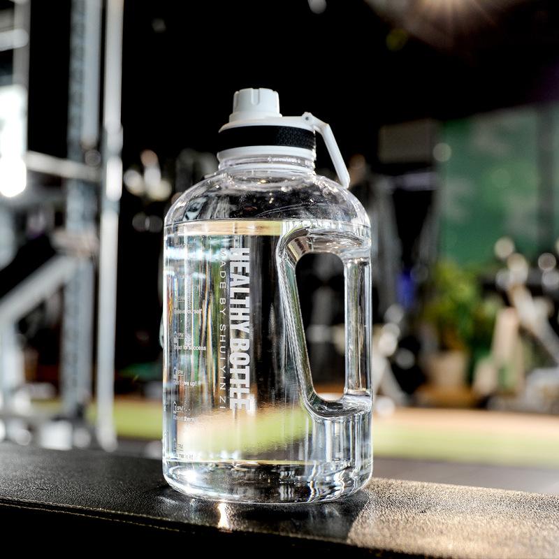 2.2L Large Capacity Fashion Sports Water Bottle Outdoor Fitness Kettle Gradient Plastic Water Cup Portable Big Ton Ton Barrel