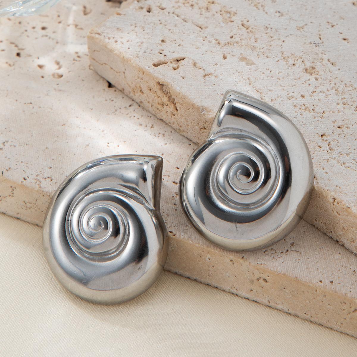 

В тренде Интернет-знаменитость новая мода преувеличенные серьги 18K позолоченные серьги в виде ракушек в пляжном стиле белого золота