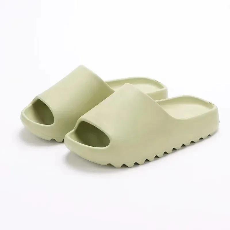 Pantoufles de mode pour hommes et femmes Nouvelles semelles épaisses EVA brillantes Noix de coco Intérieur Maison Résistant à l'usure Extérieur Antidérapant Chaussures pour enfants