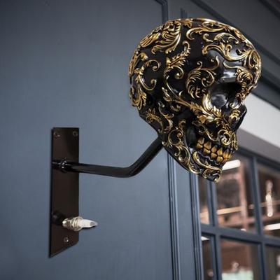 Kolju mootorratta kiivri hoidik Seinakinnitus Tugeva vaiguga universaalne mootorratta spordikiiver Kolju riidepuu kronsteini näidikuhoidik