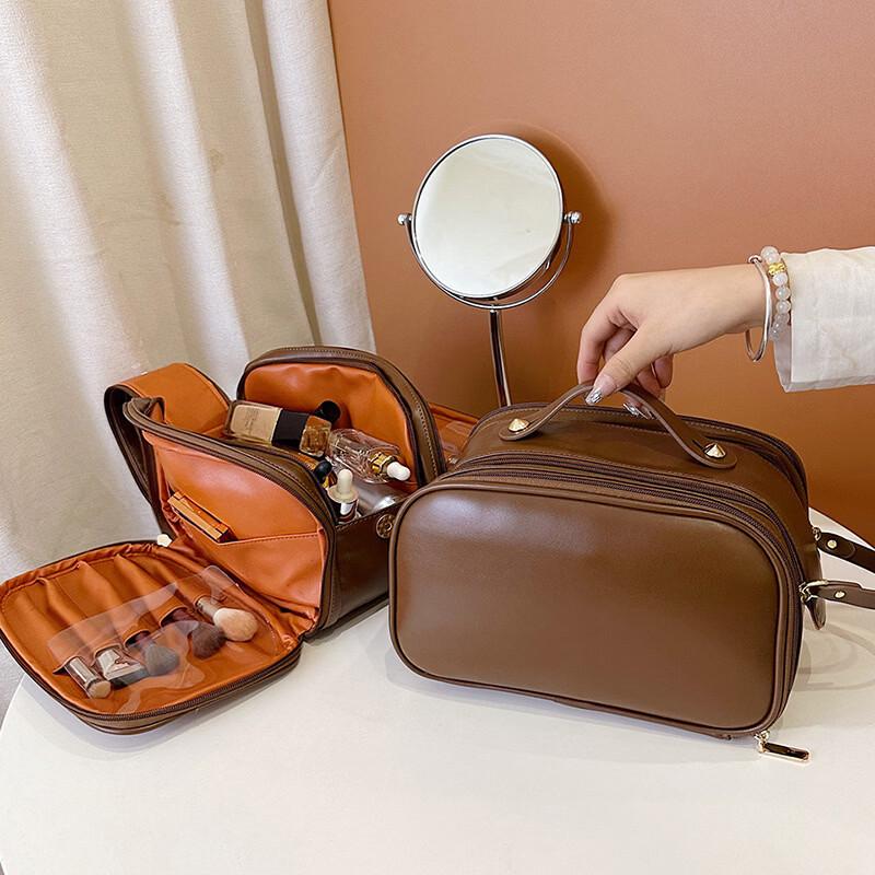 OEING Large Capacity Cosmetic Bag