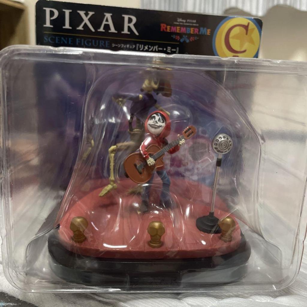 [USED] PIXAR Remember Me Scene Figure