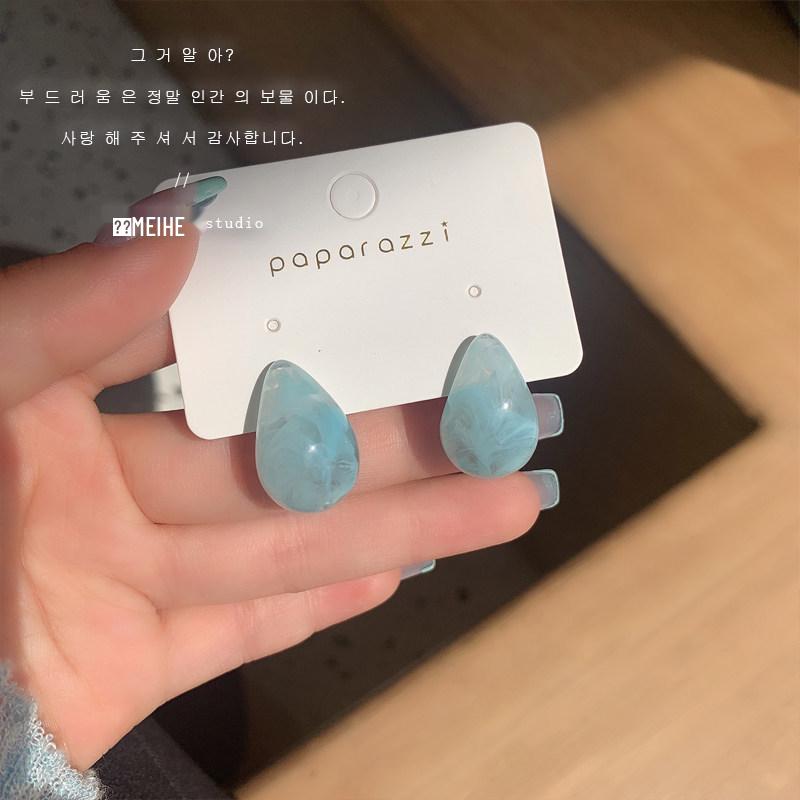 Korean Simple Resin Water Drop Earrings: Versatile, High-End Design for Women
