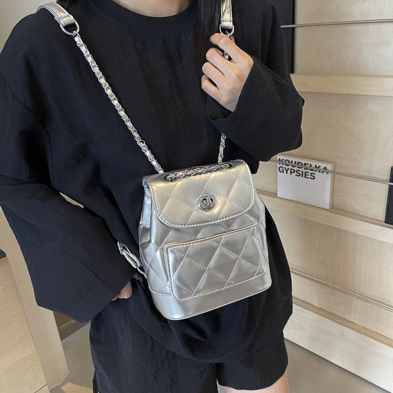 Rhombus chain backpack women's 2025 new autumn large-capacity bucket bag student schoolbag versatile commuter backpack