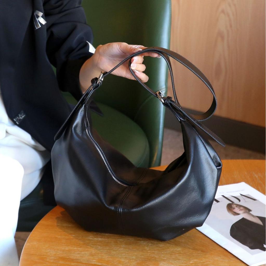 Cowhide Shoulder Women's Bag, Crossbody Women's Fashionable, Simple and Generous Practical Shell Bag, Solid Color Soft Leather Bag