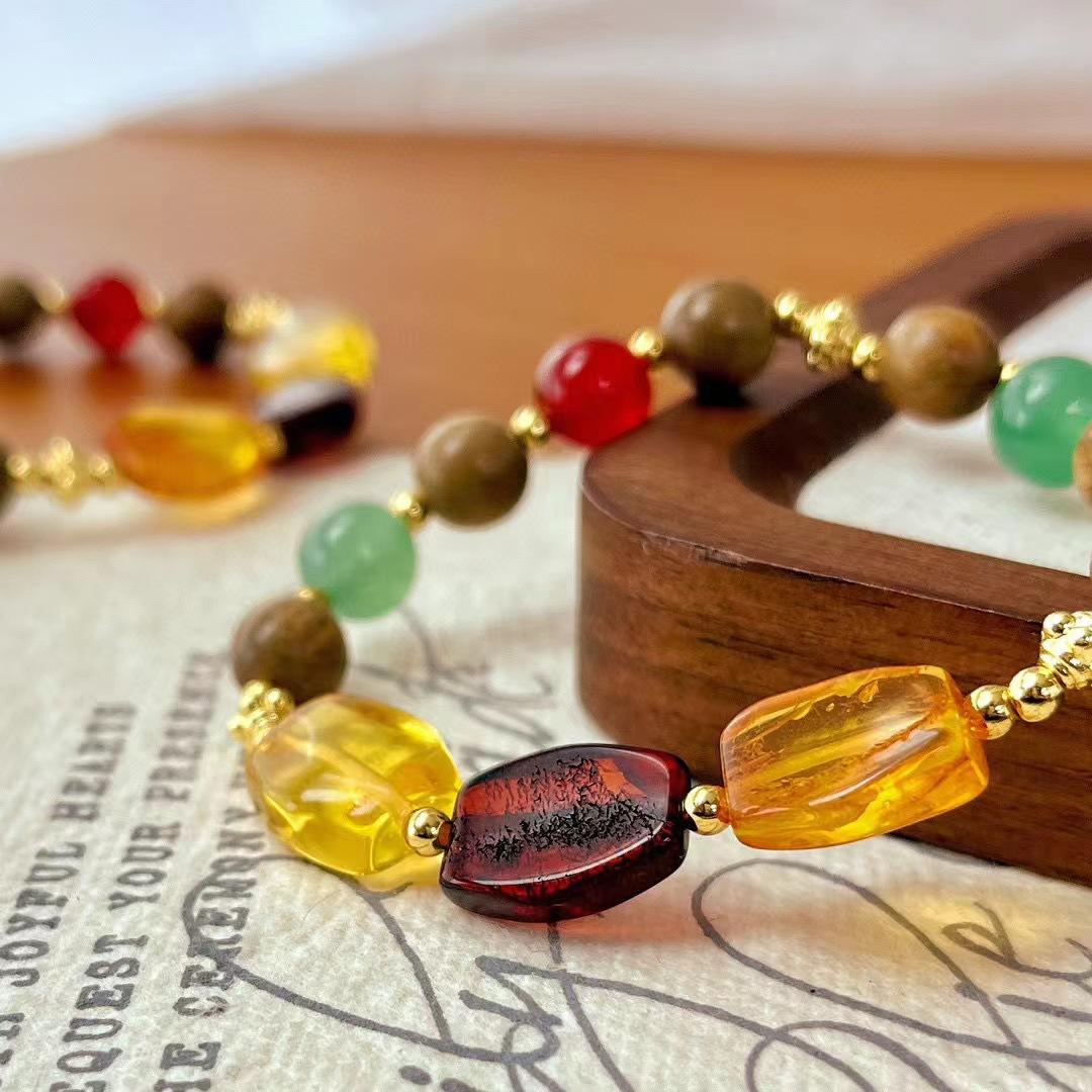 Vintage Natural Blood Bore Gold Amber Beeswax Sandalwood Chalcedony Bracelet Bracelet