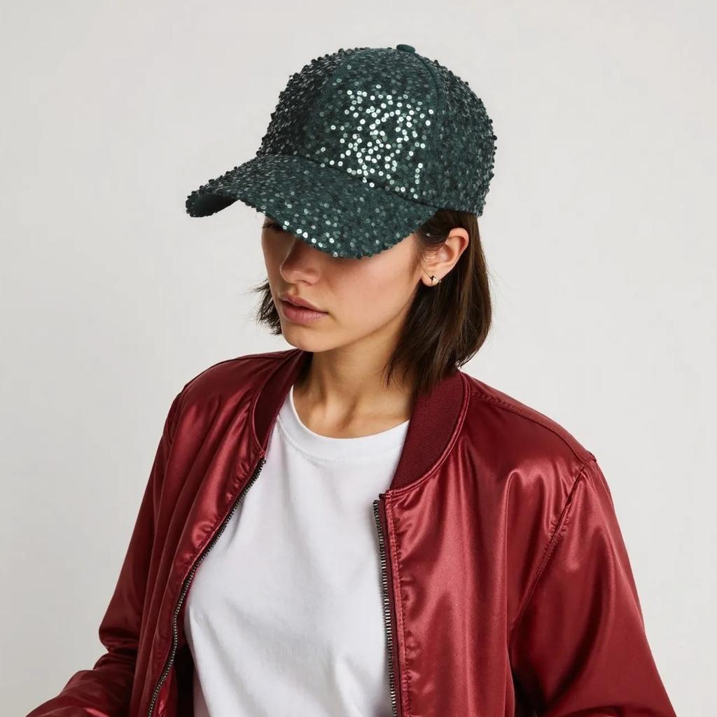 Stylowy Kapelusz z Dżetami dla Nastolatków Casualowa Czapka Baseballowa Elegancka Modna Czapka do Street Fashion