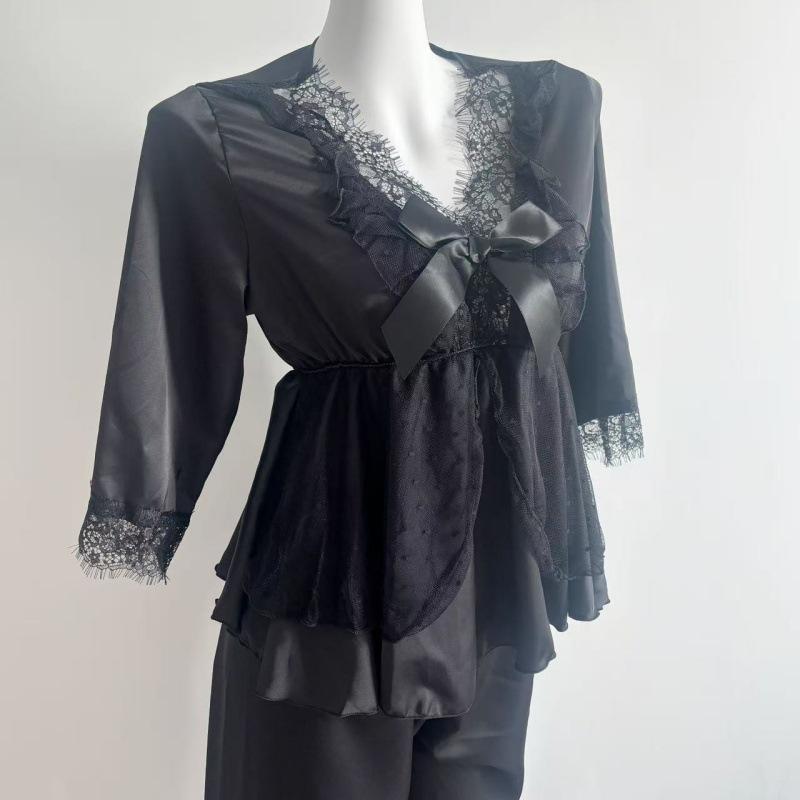 

Bedtime lace lace set deep V sweet lace deep V neck can be worn outside two pieces of clothing S 40-47.5kg
