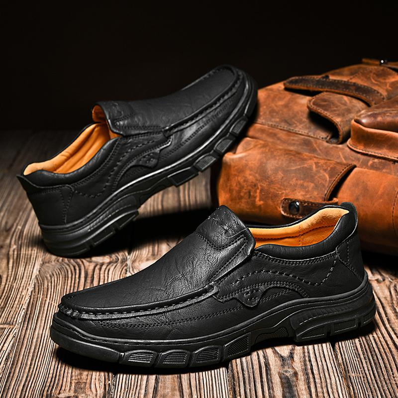 Genuine Leather Flat Shoes Classic Soft Leather Handmade Breathable Men Shoes Men Loafers Slip On Business Casual Shoes
