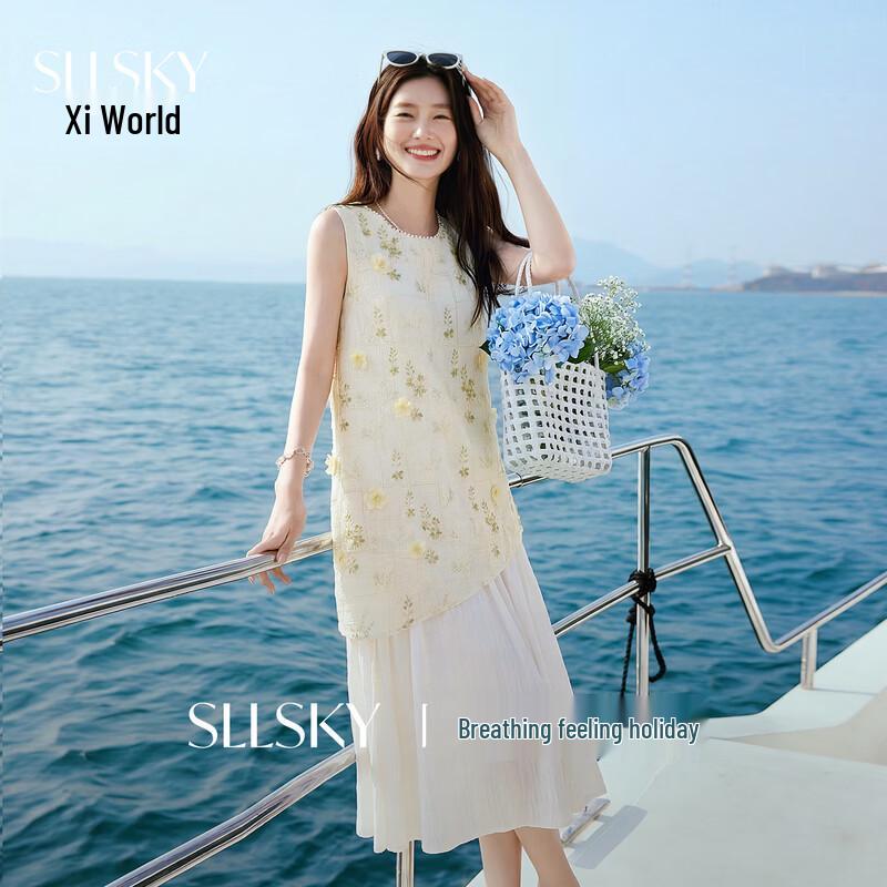 Floral Embroidered Sleeveless Dress M