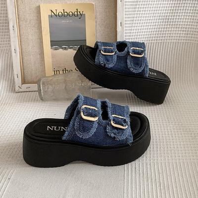 Naiste jalatsid – Sandaalid