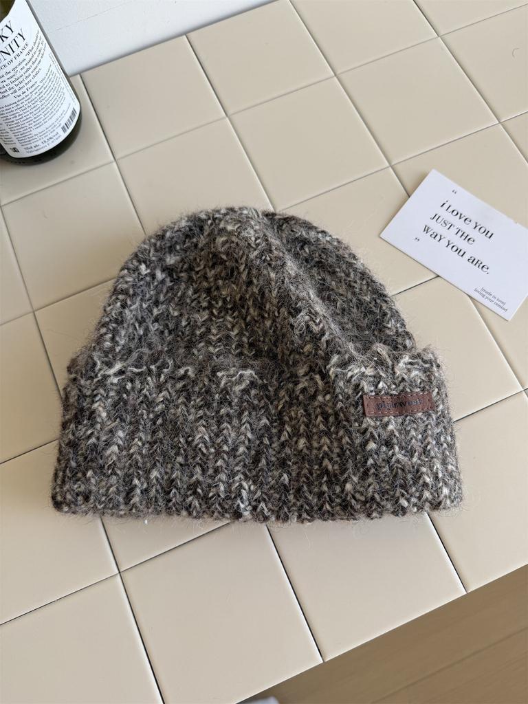 Small Leather Standard Mixed Color Knitted Hat Children's Simple and Versatile Thickened Winter Warm Wool Hat Cold Hat Student Male