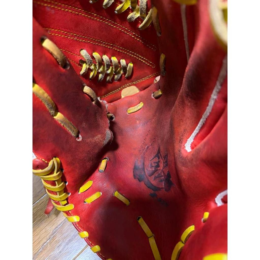 Used Hardball Glove for Pitchers Shohei Otani Increased Ball Speed