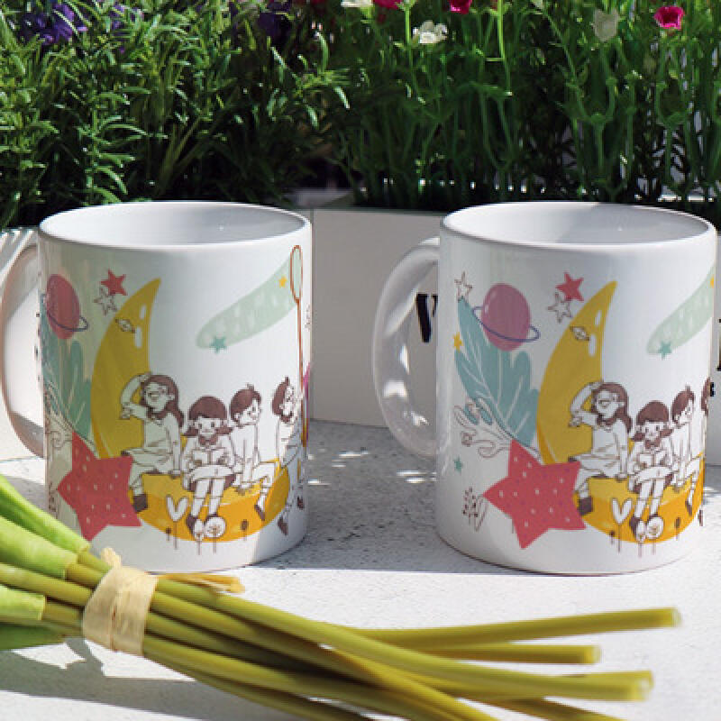 tf073-Design Mug 2p-Sitting on the moon with friends