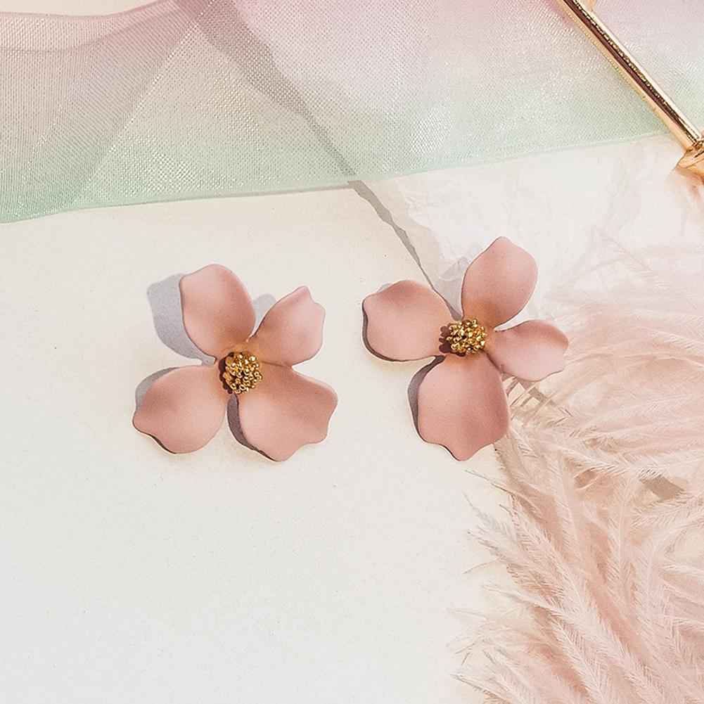 Women All Matching Flower Earrings Elegant Fashion Earrings