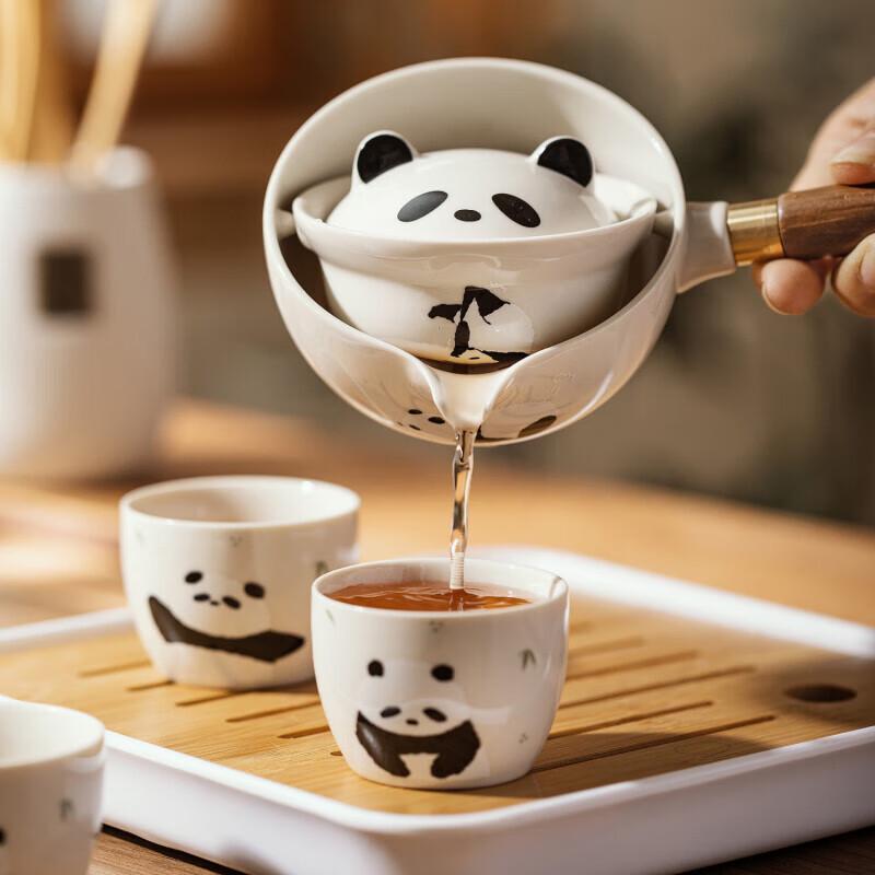 

Panda Rotating Kung Fu Tea Set