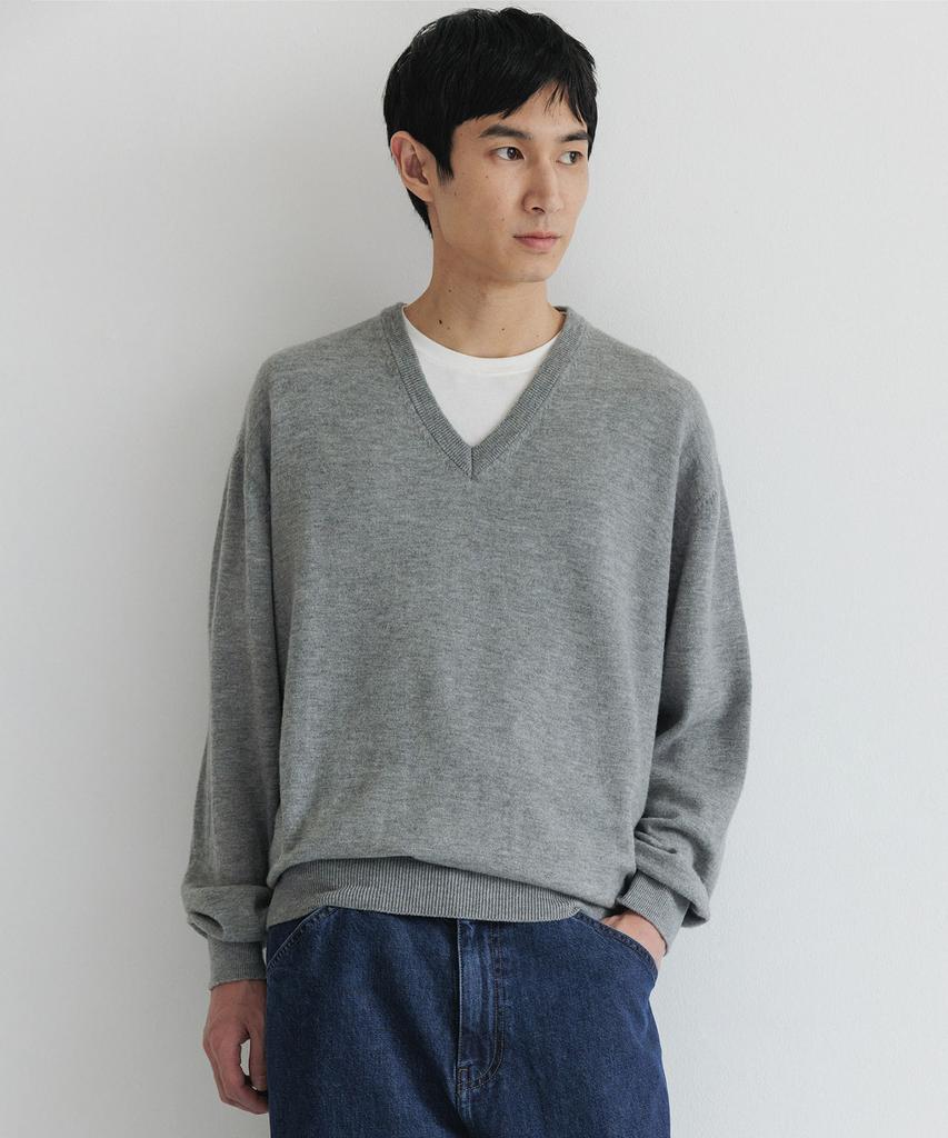 BLANKROOM V-Neck Knit_Light Gray