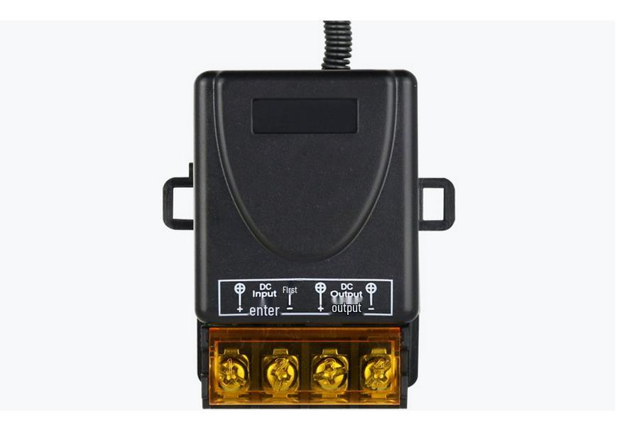 12V/24V Single Channel High-Power Remote Control Switch for 30A Relay Car Light.