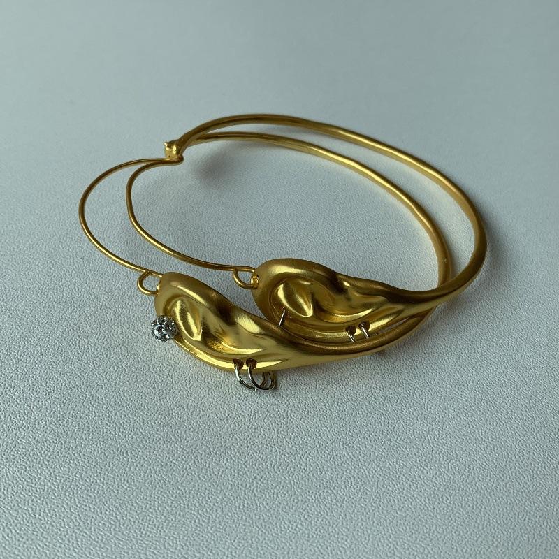 Retro Distressed Diamond-Encrusted Large Ring Earrings Feminine Charm Ear Rings Exquisite Facial Feature Earrings Fashionable
