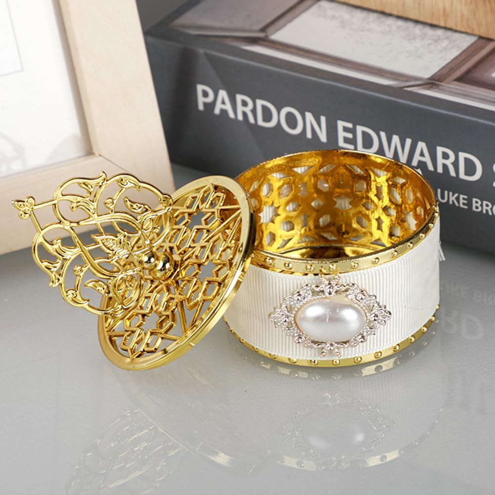 4Pcs Gold Candy Boxes with Lid, Vintage Plastic Round Favor Box for Candy, Chocolate, Small Gift Wedding Birthday Party Bridal Shower