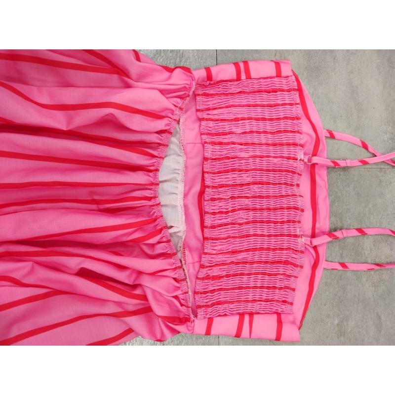Maxi abito da donna a righe con spalline sottili e vita alta
