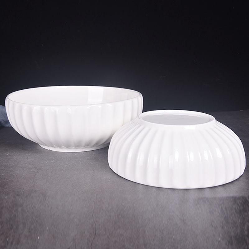 Large White Ceramic Bowl - Creative Pumpkin Design for Soup, Noodles, Kimchi, Ramen, and More. Ideal for Home Tableware in Chinese Style.