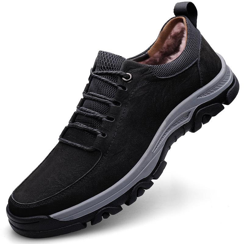 Men's Genuine Leather Low-Top Hiking & Mountaineering Shoes