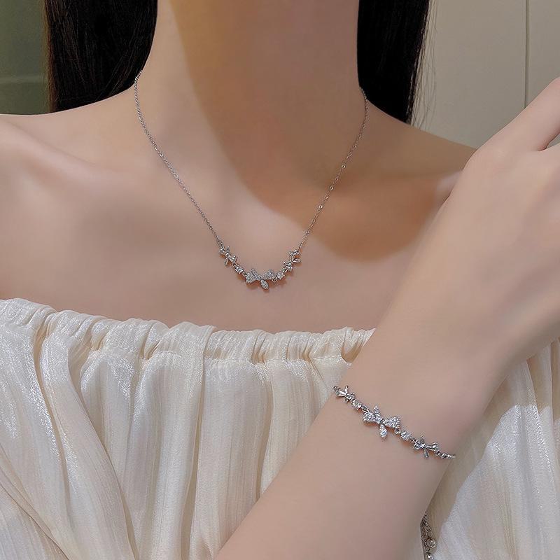 Korean Trendy Micro-Diamond Bowknot Titanium Necklace & Bracelet Set