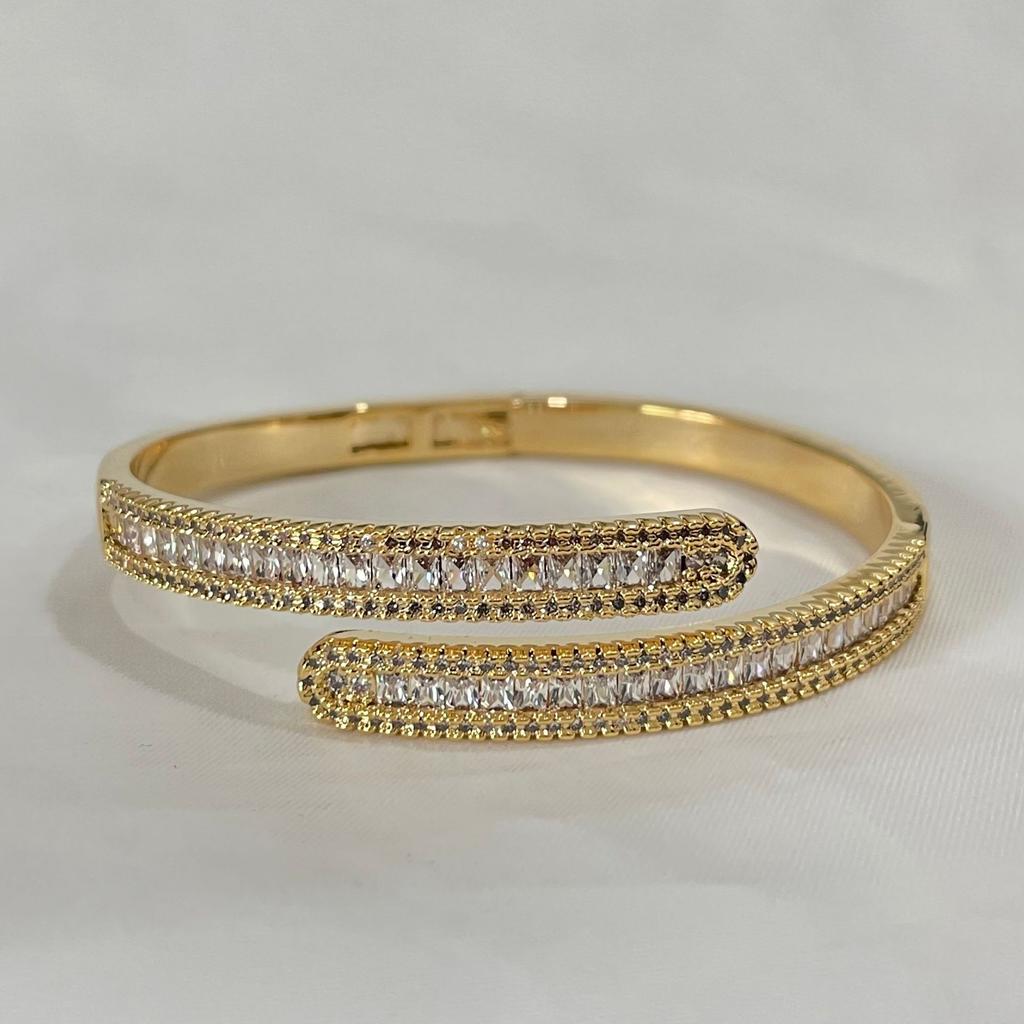 Open-cut Women's High-end Quality Design Accessory Bracelet