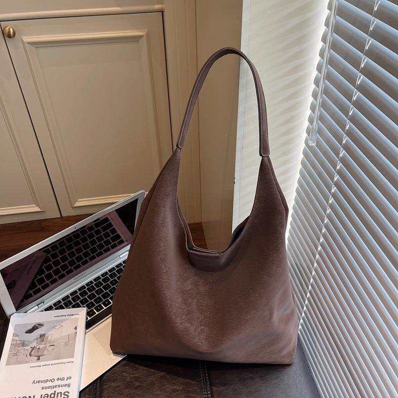 Big bag women's new summer versatile shoulder bag retro large-capacity commuter tote bag