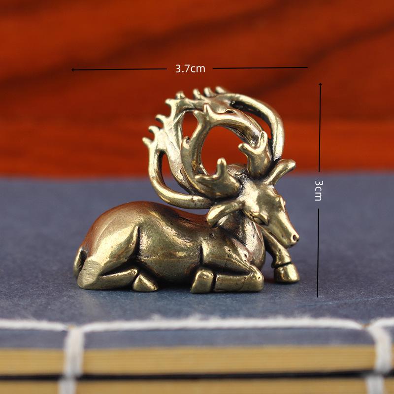 

XH Brass Elk Figurines Retro Animal Moose Small Statue Desk Ornament Tea Pet Table Decorations Crafts Accessories Child Gifts