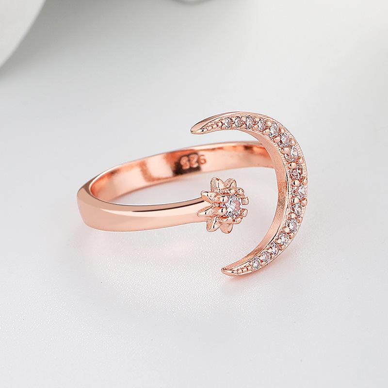 Crescent Moon & Star Open Ring: Elegant European and American Fashion for Women