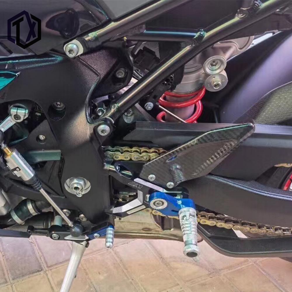 Carbon Fiber Footrest Guard for BMW S1000RR/M1000RR (2019-2022) Raised Assembly