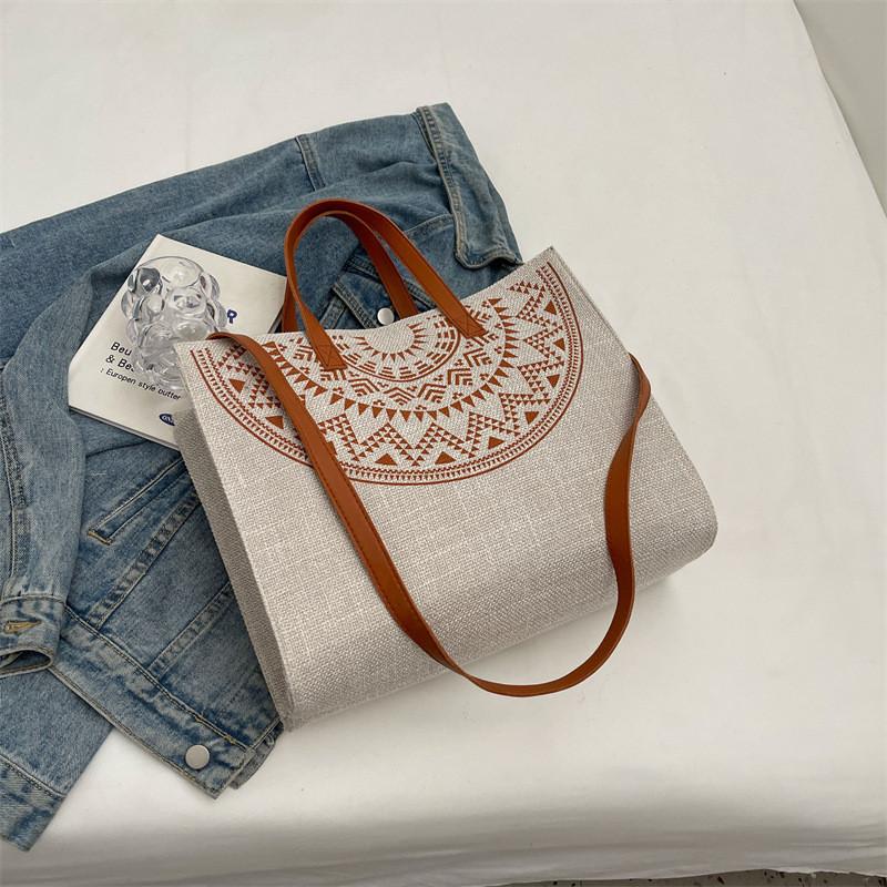 Chic Retro Shoulder Bag Women 2023 Winter New Korean Style Large Capacity Tote Bag Casual Crossbody Bag Street Fashion коричневый