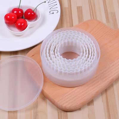 Ērti DIY atkārtoti lietojami 4 stili, viegli lietojami plastmasas cepumu griezēji fondant mīklas izstrādājumu formēšanai