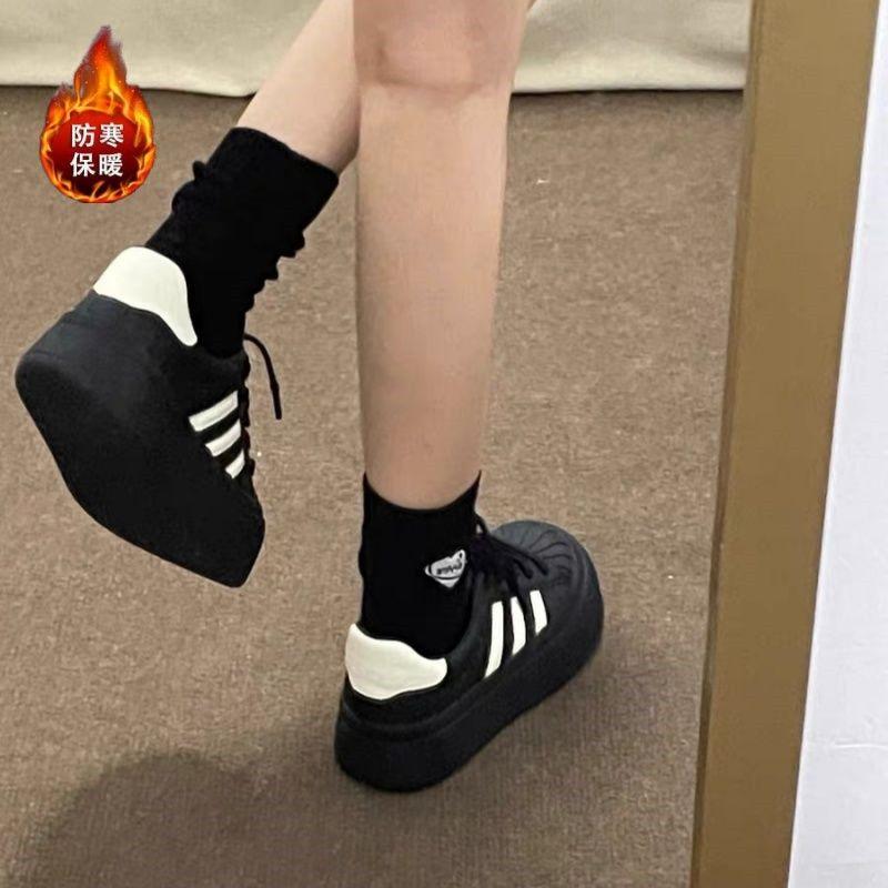 Niche Velvet Warm Women's Autumn and Winter New Thick-soled Casual Sports Shoes Shell Head Thickened Board Shoes