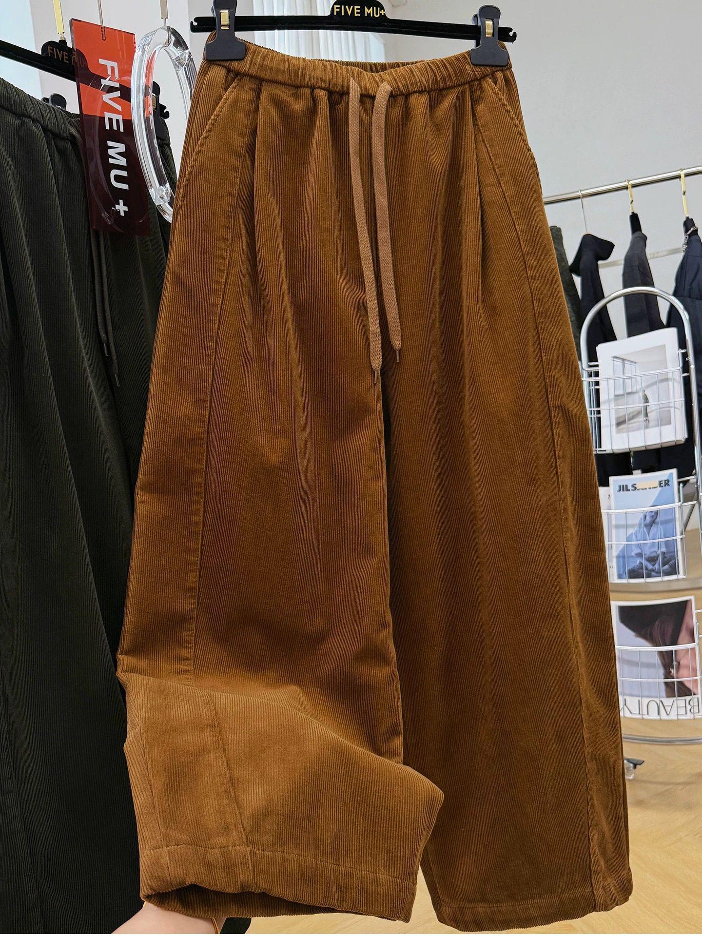 

Women s Wide-Leg Corduroy Pants - Elastic Waist, Velvet-Lined, Casual Straight Cut for Autumn/Winter. 4XL жовтий