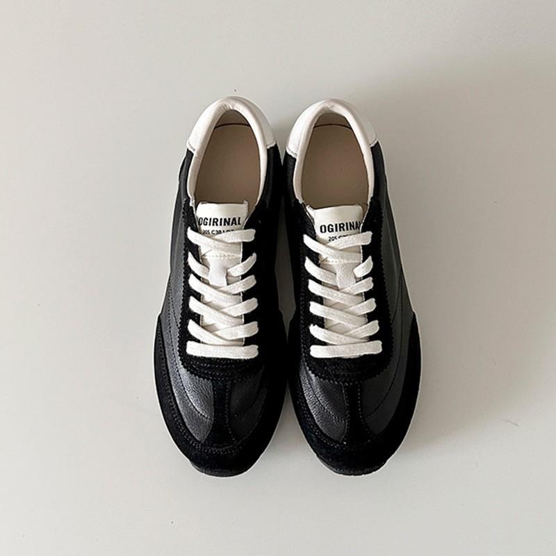 

Cowhide version~ 2025 autumn new round head leather casual simple versatile classic flat black German training shoes 35