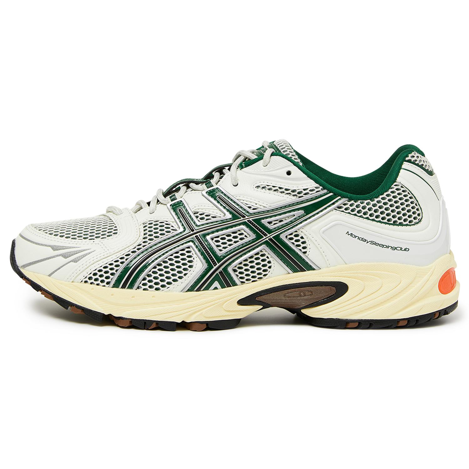 

Asics Gel-Kahana Tr Collaboration Retro Revival Low-Top Lifestyle Sneakers Unisex sneakers White Gray Green 1203B132-100 37