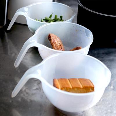 Multipurpose Handheld Mixing Bowl with Scale: Ideal for Whipping Cream & Baking