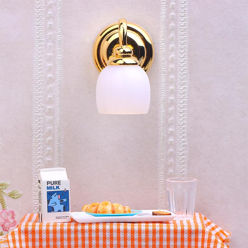 1:12 Puppenhaus Miniatur LED Halbkreis Licht Wandlampe Heimbeleuchtung Modell Dekor Spielzeug Puppenhaus Zubehör